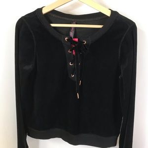 Black Sweatshirt Long sleeve Betsey Johnson Velour